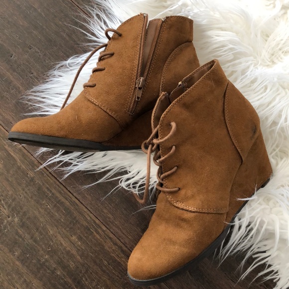 * Sold* American Rag Baylie Wedge Booties - Picture 2 of 4